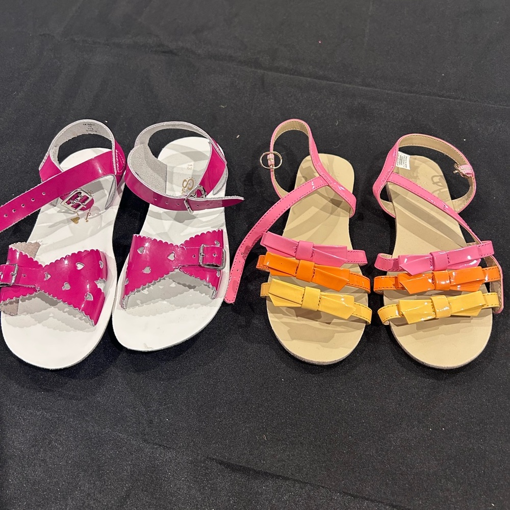 Used Girls Sandals Size 13